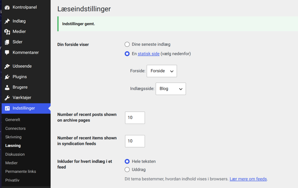 Her er forsiden og blogsiden valgt - og sådan kombineres skabelonen med sidernes indhold.